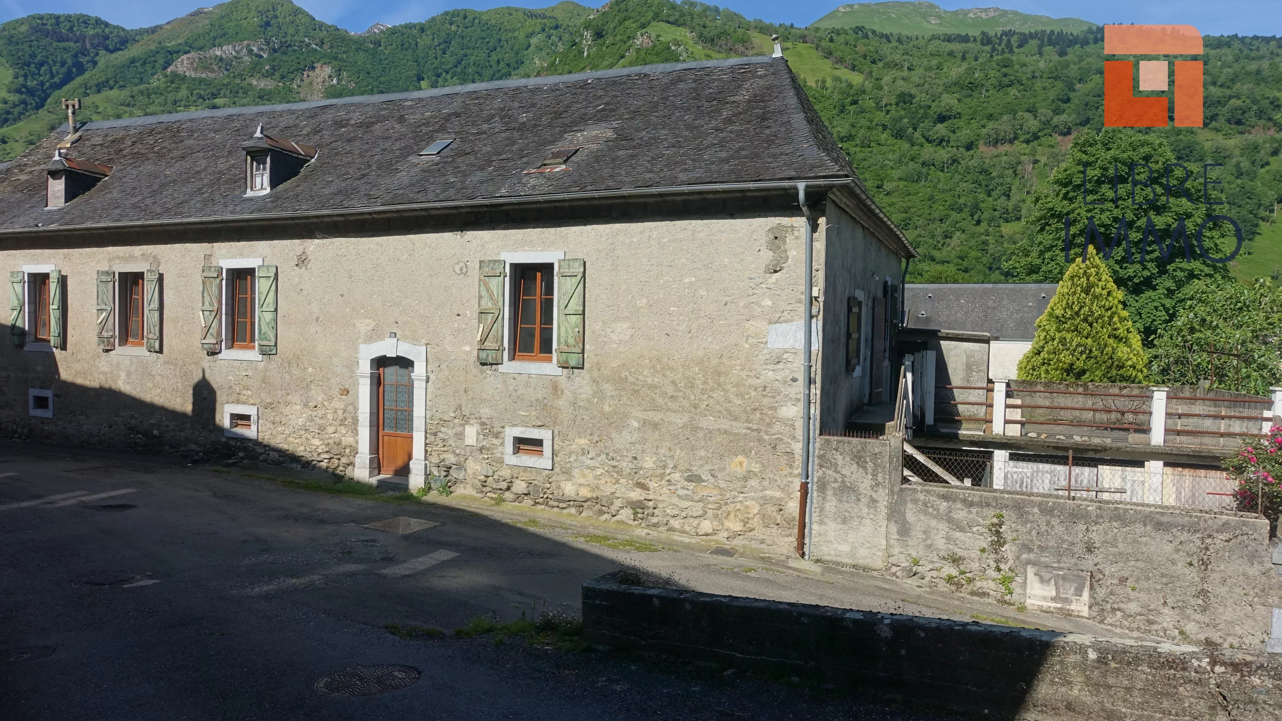 Grande maison traditionnelle 175m², fort potentiel
