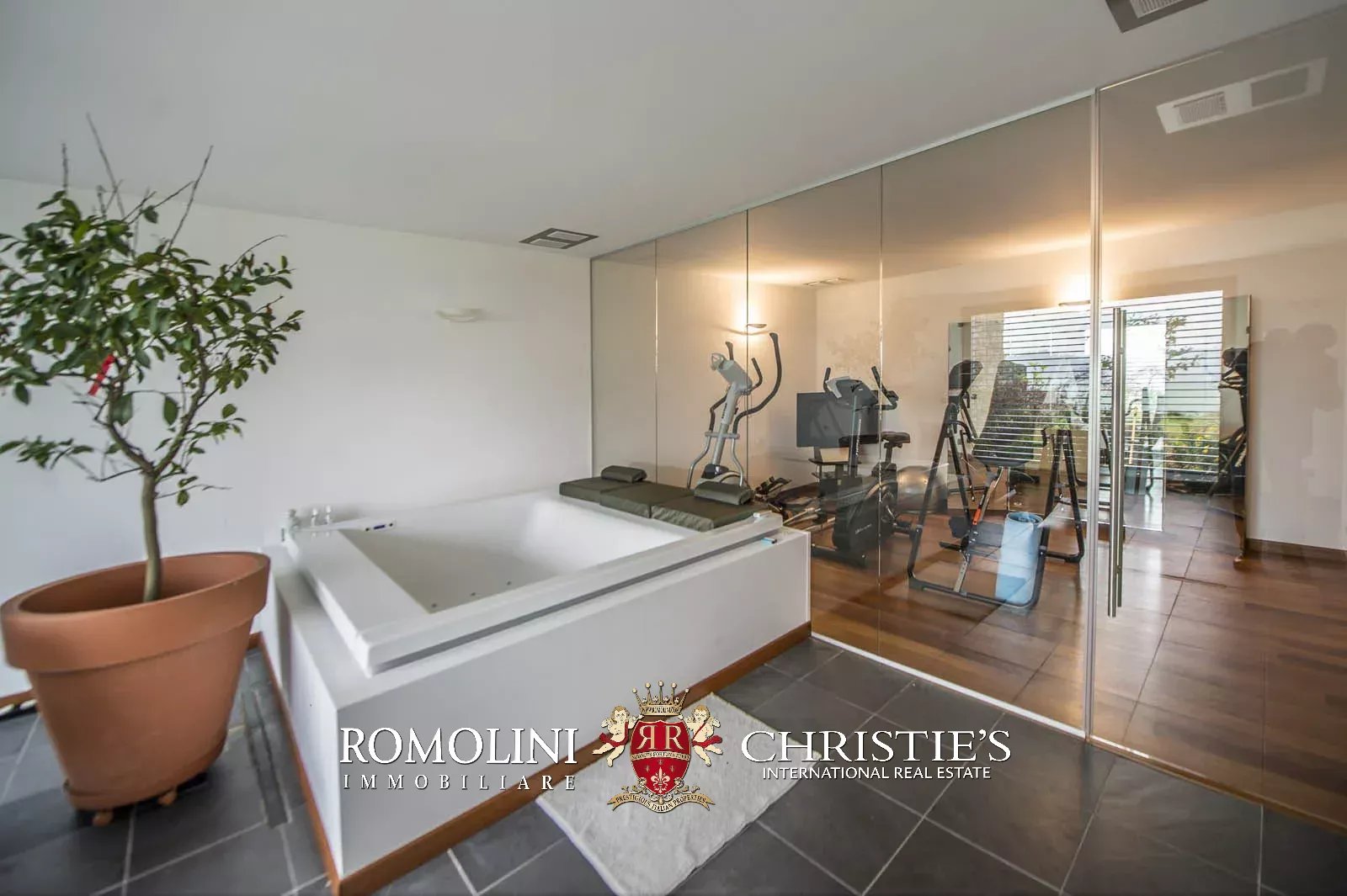 3 Bedroom Villa/Townhouse's Image 67