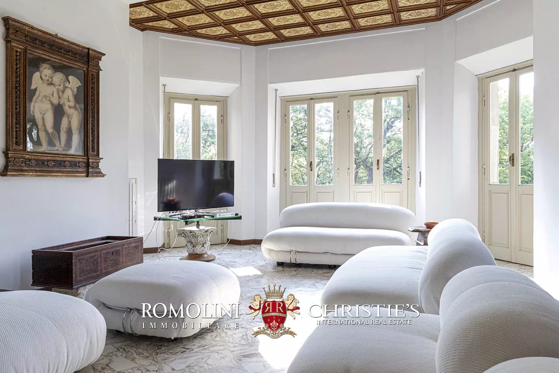 11 Bedroom Villa/Townhouse's Image 32
