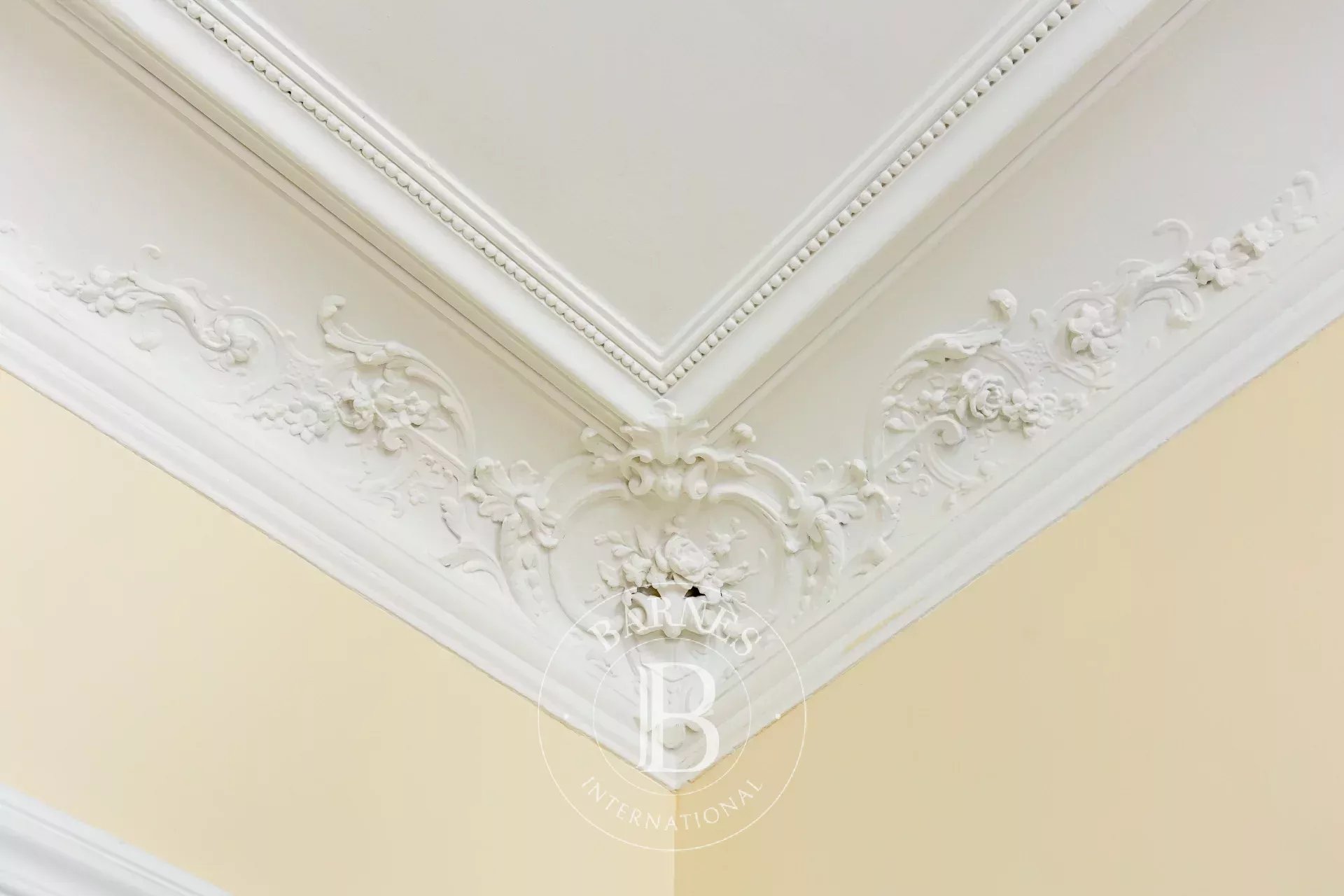 Daire Paris 8ème - picture 12