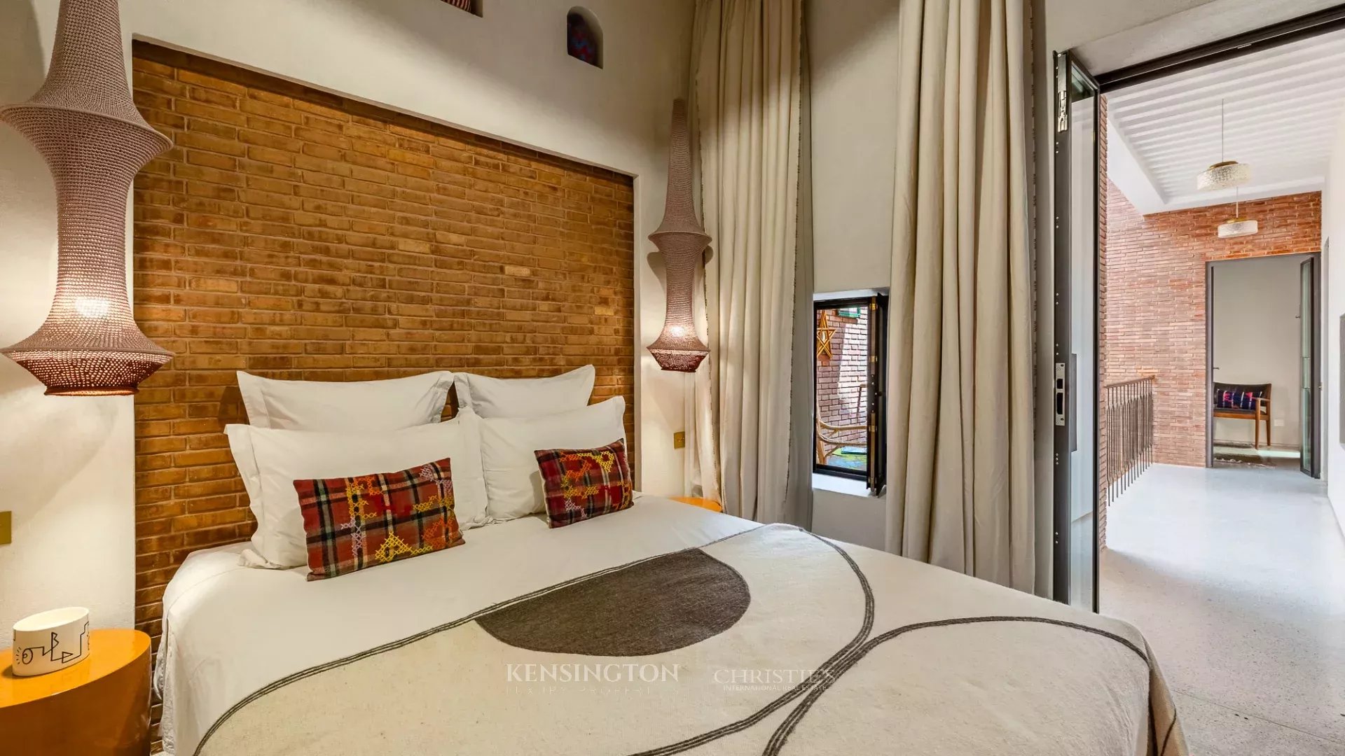 3 Bedroom Villa/Townhouse's Image 4