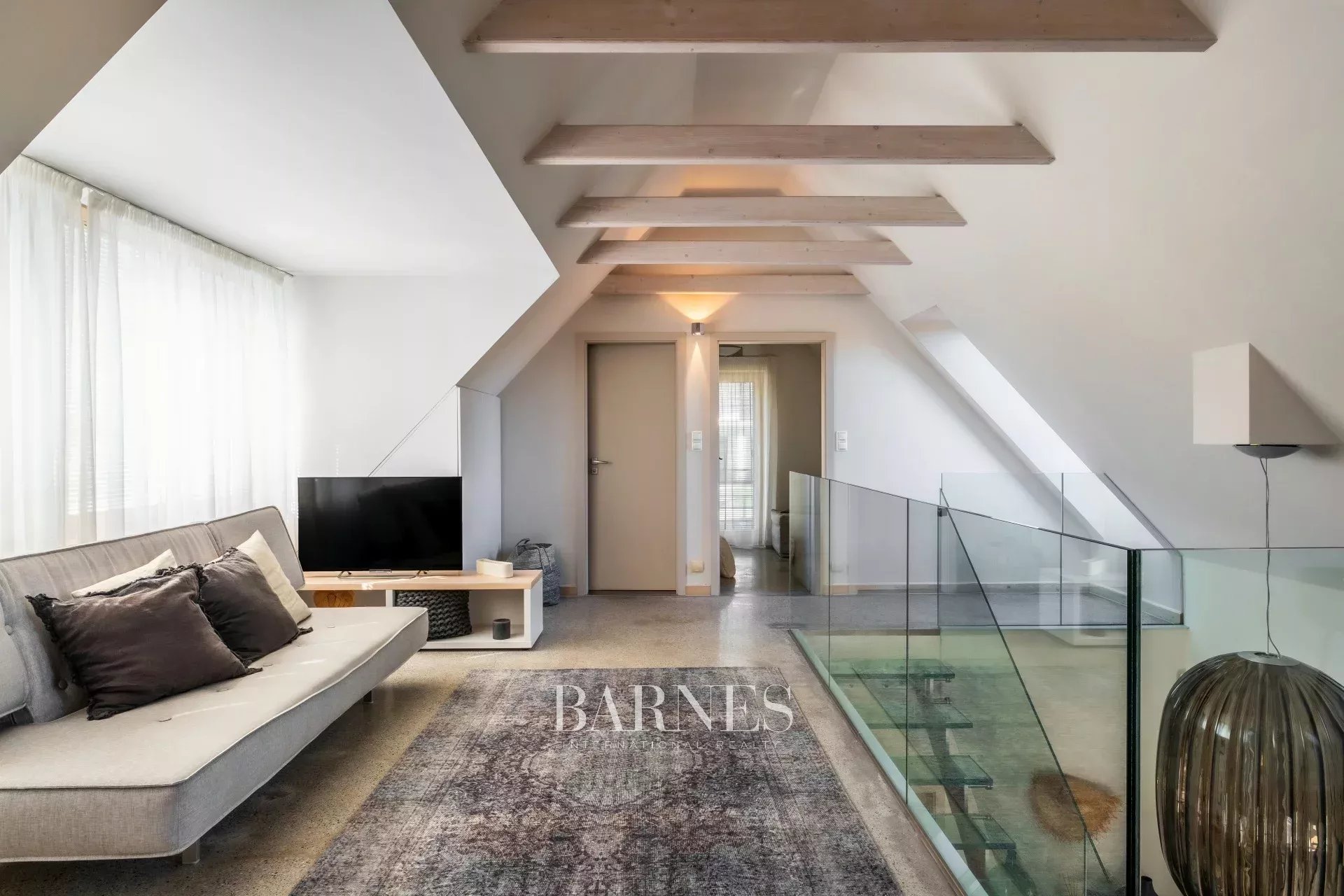 Ev Tihany - picture 13