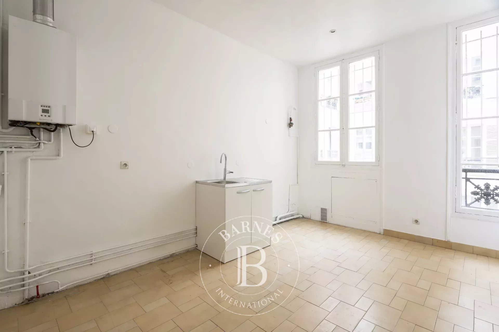 Daire Paris 9ème - picture 25