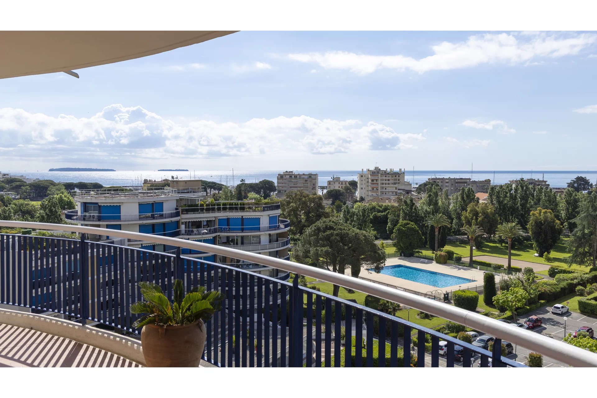 Sale Apartment Mandelieu-la-Napoule