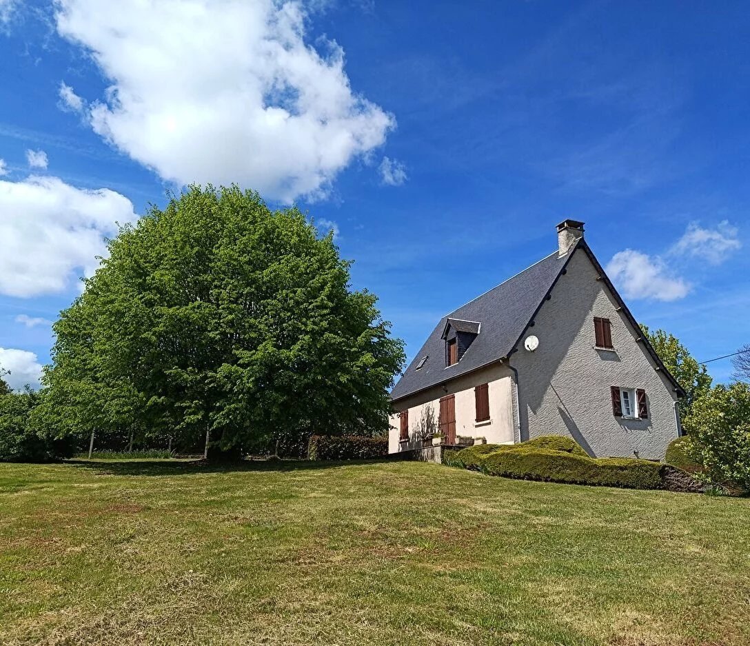 31650