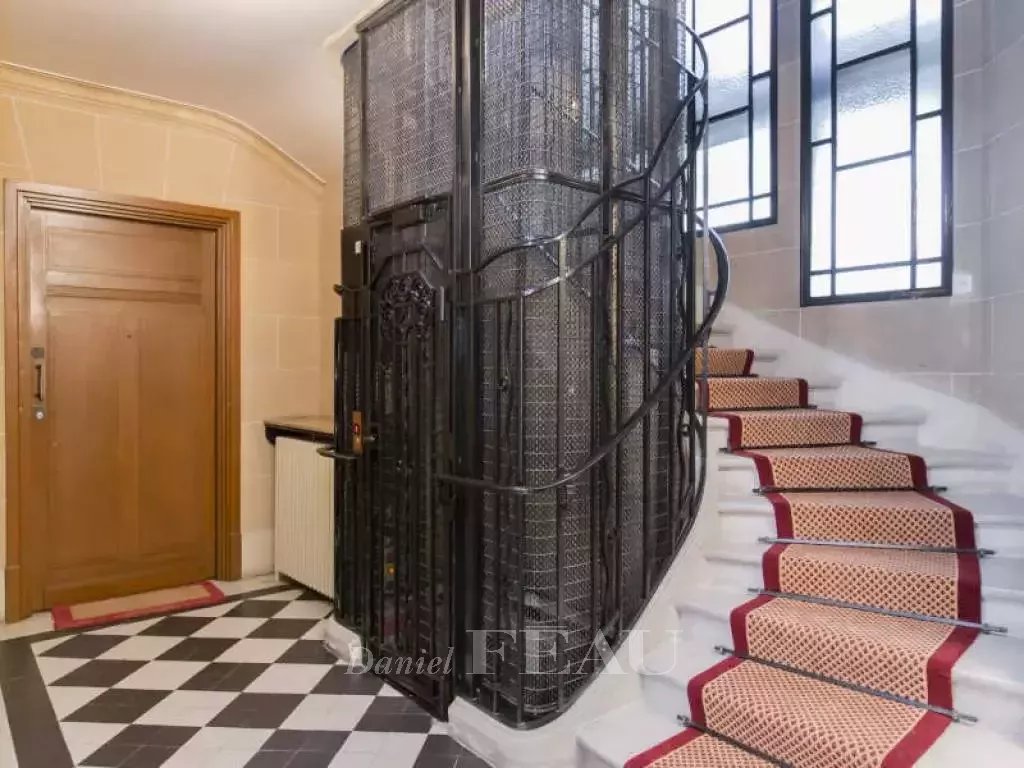 Location Appartement Paris 7ème