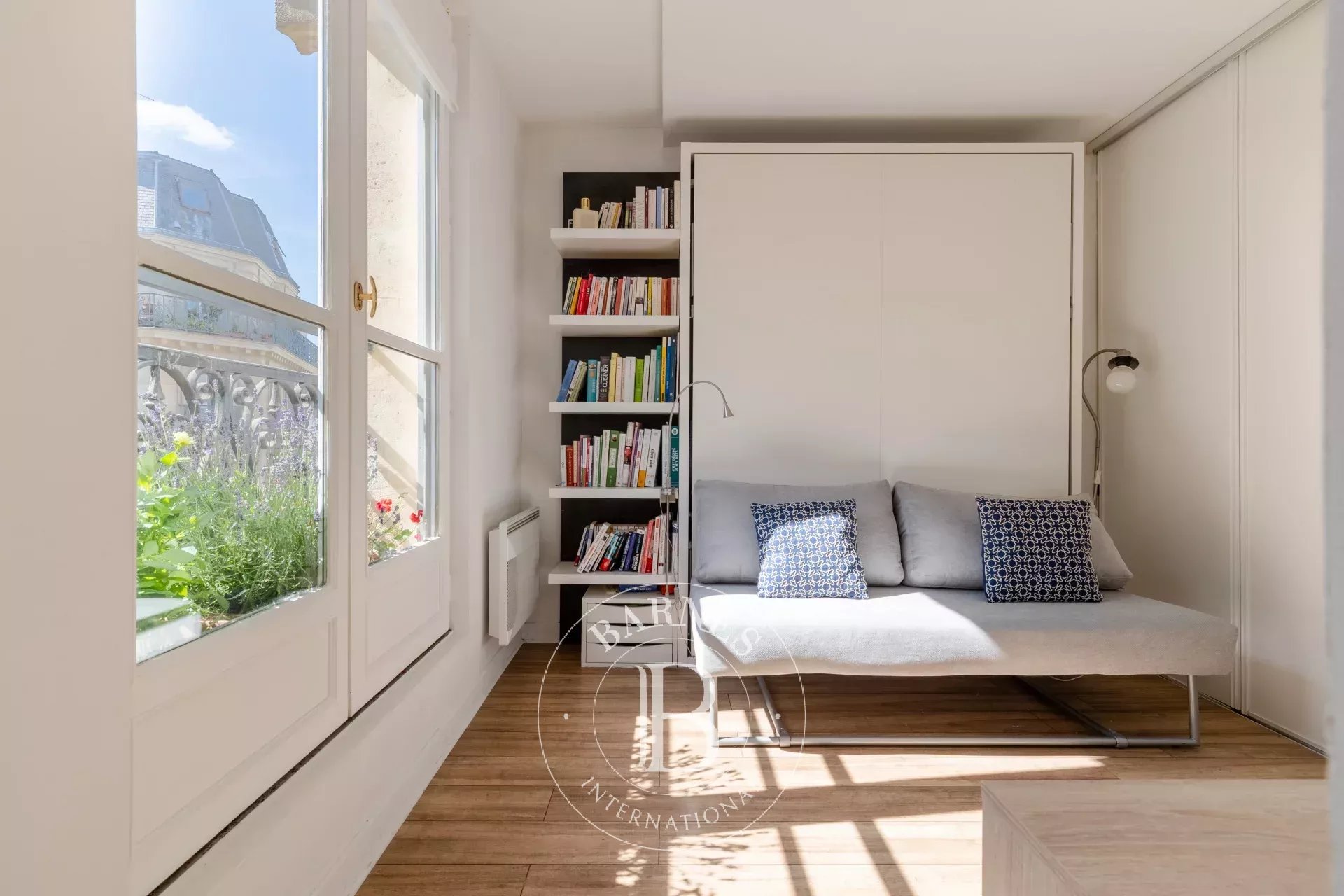 Daire Paris 3ème - picture 10