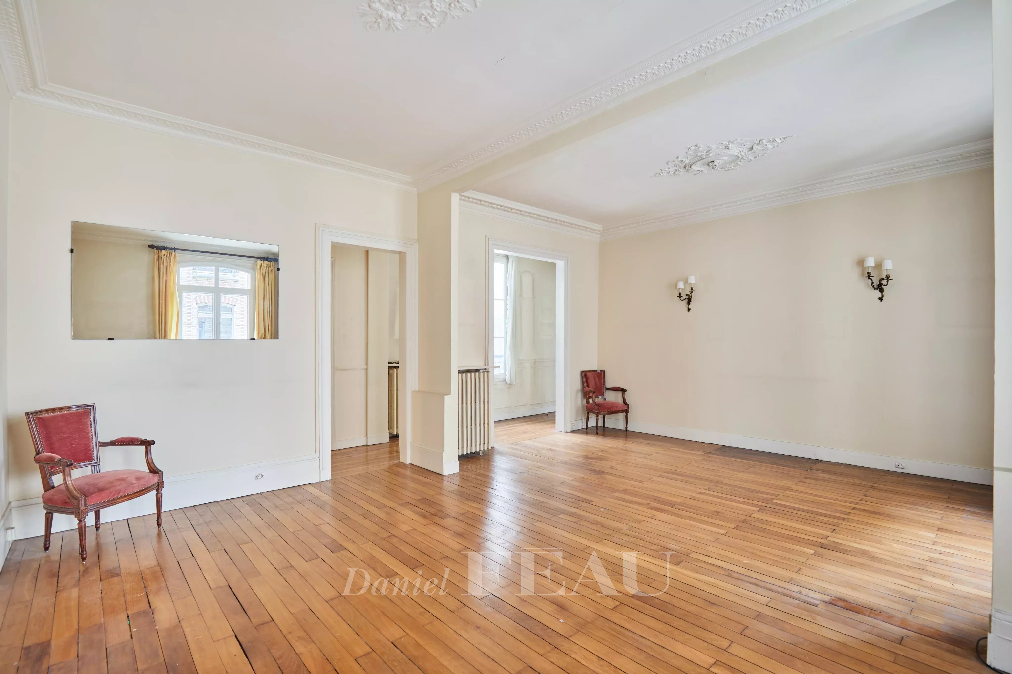 Sale Apartment Paris 7th