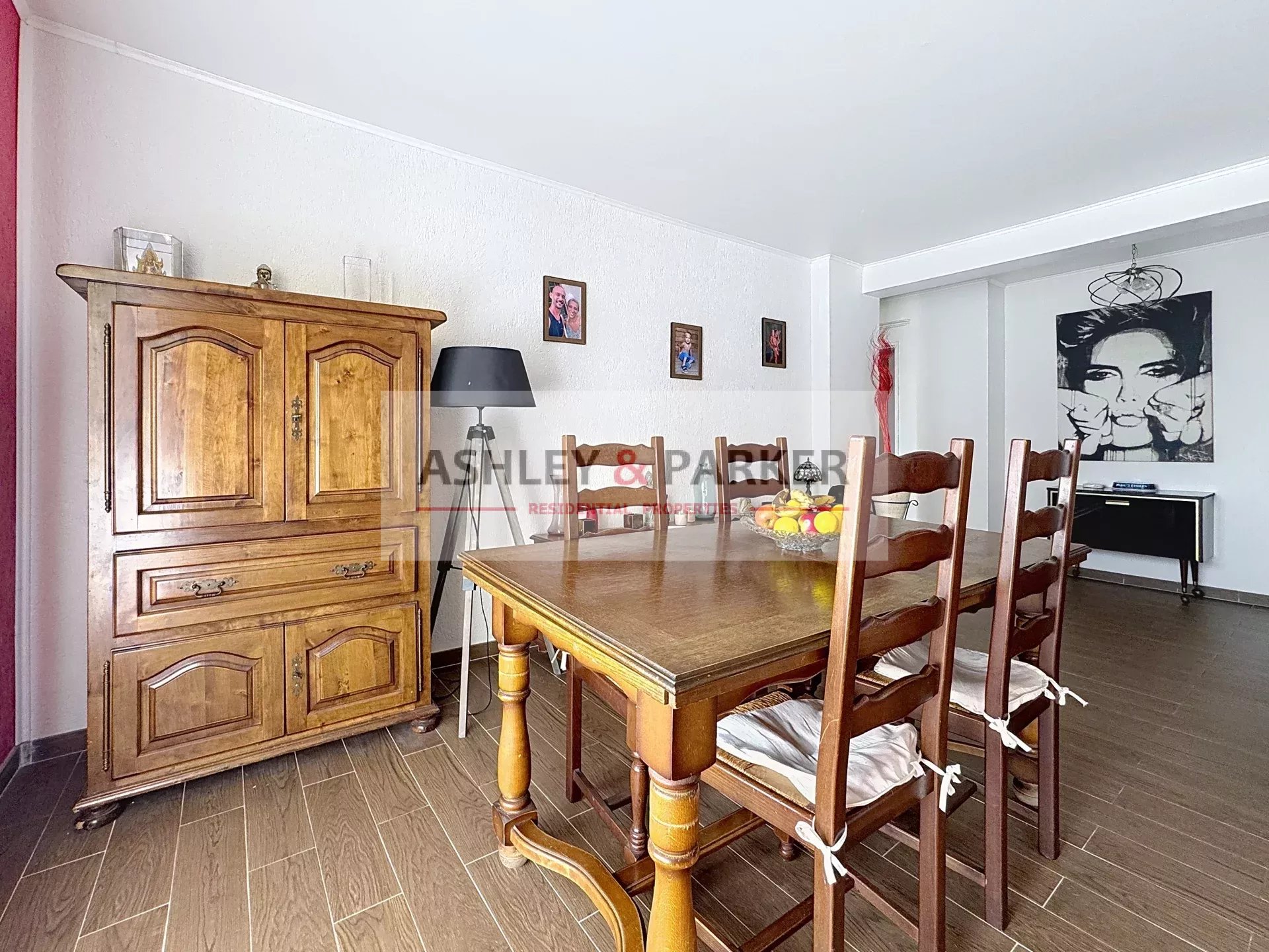 3/4-ROOM APARTMENT