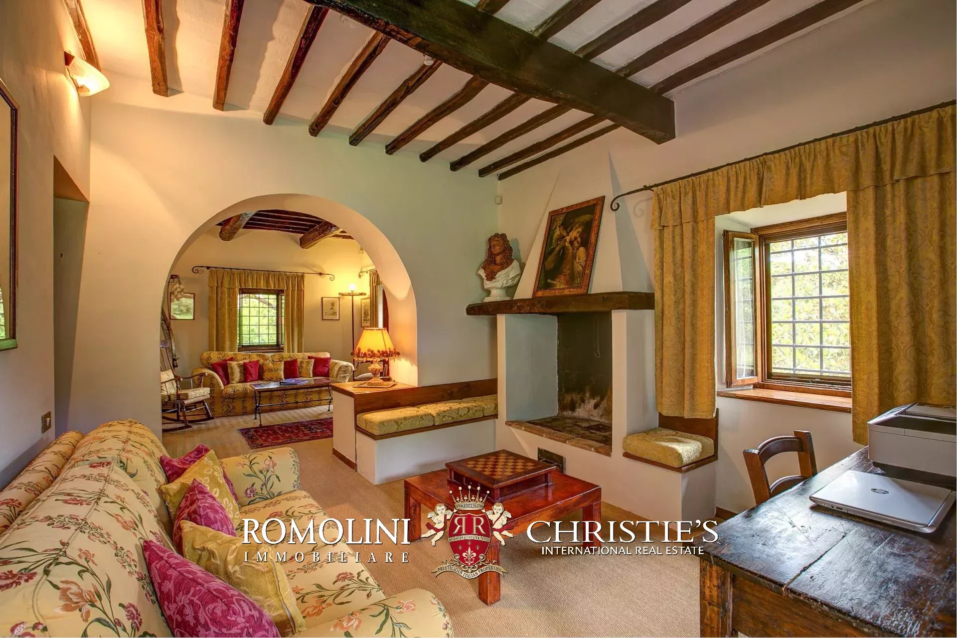 5 Bedroom Villa/Townhouse's Image 30