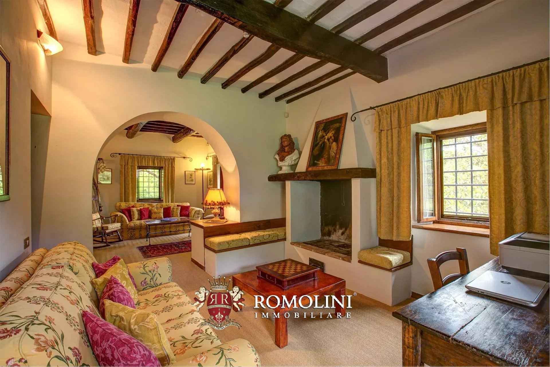 5 Bedroom Villa/Townhouse's Image 30