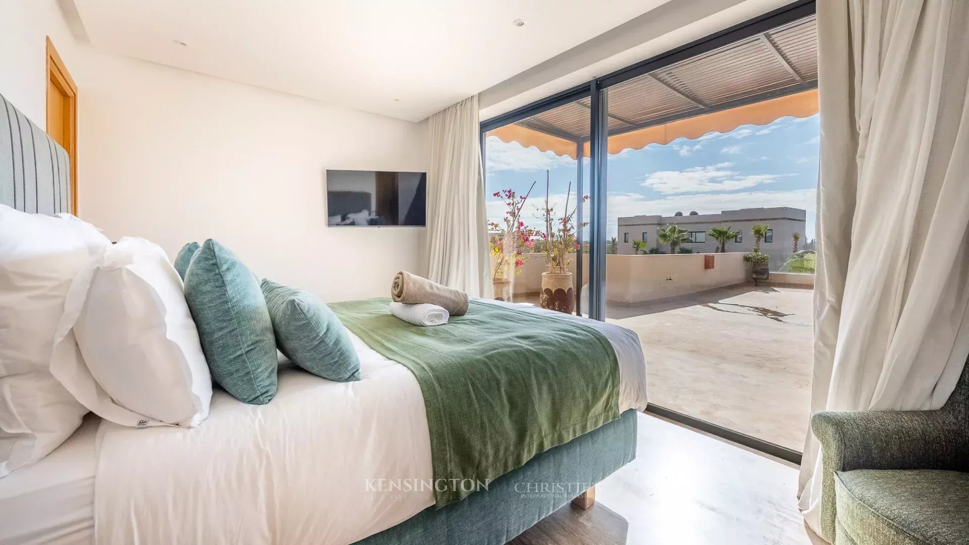 6 Bedroom Villa/Townhouse's Image 46