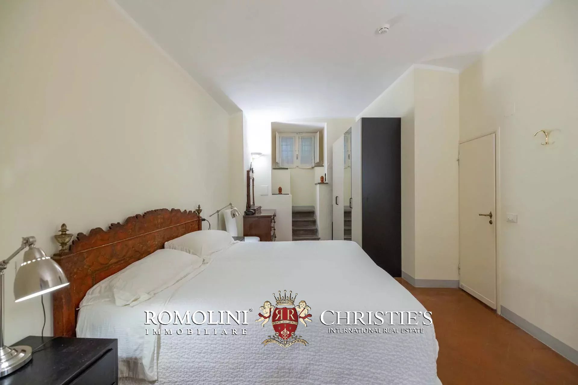 16 Bedroom Villa/Townhouse's Image 199