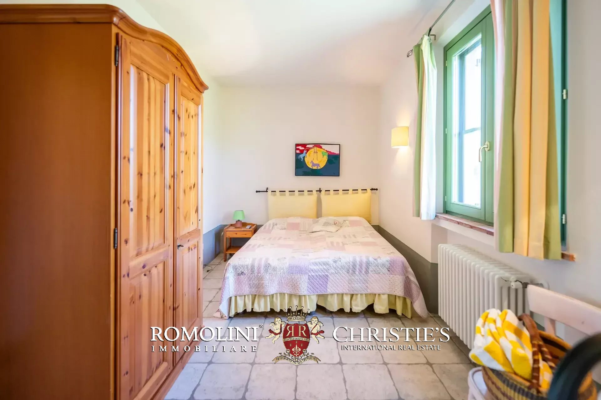 6 Bedroom Villa/Townhouse's Image 36