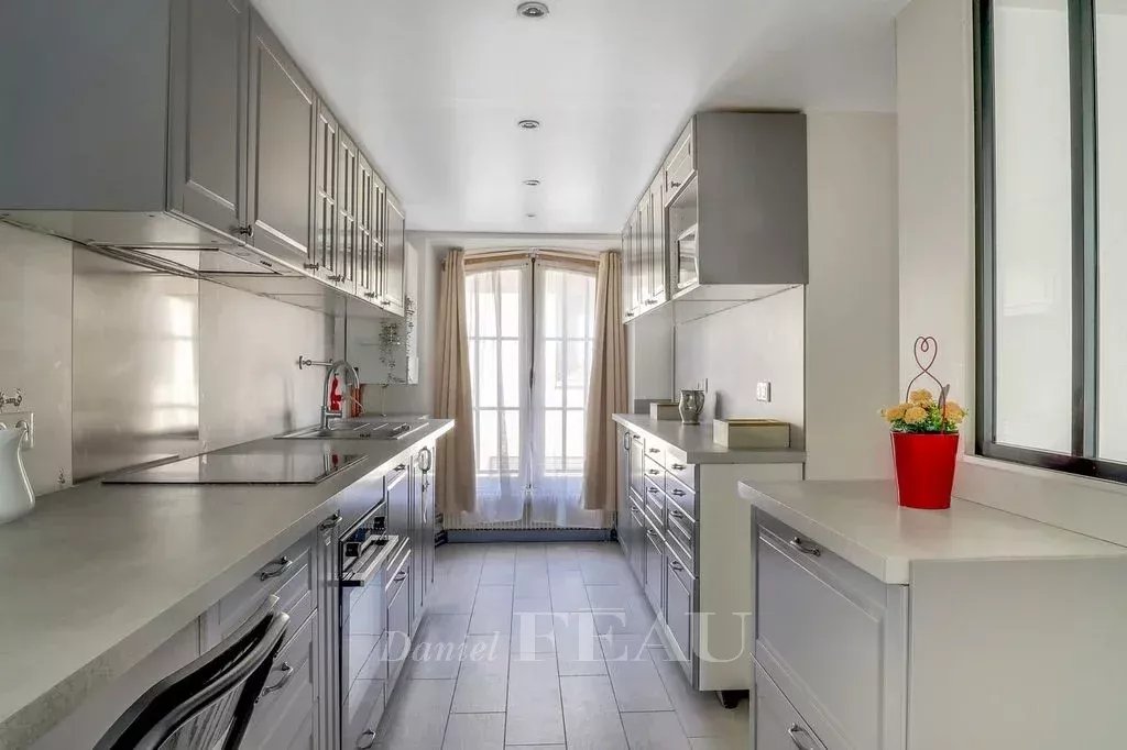 3 Bedroom Apartment/Flat's Image 6