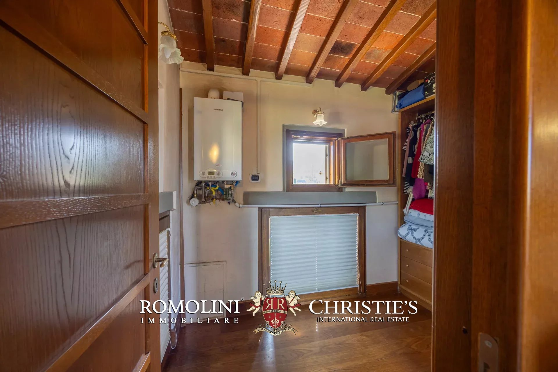 4 Bedroom Villa/Townhouse's Image 97
