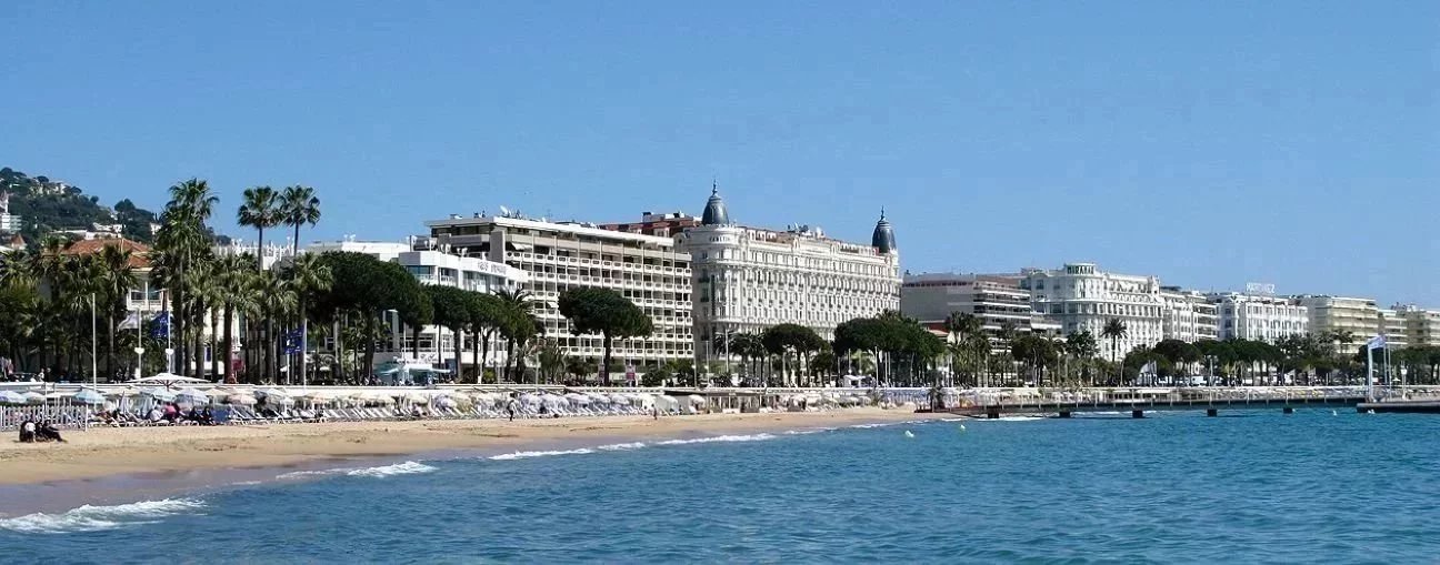 Sale Retail space Cannes