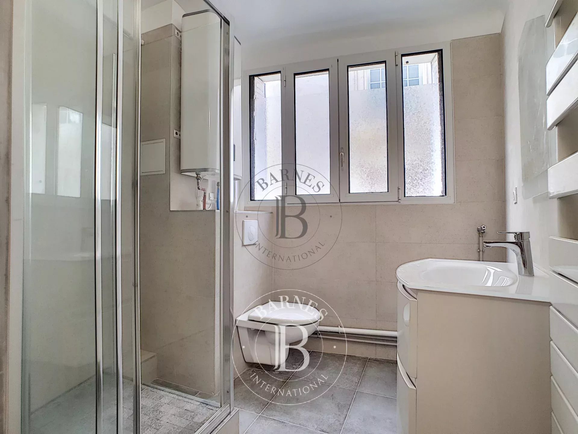 Daire Paris 8ème - picture 10