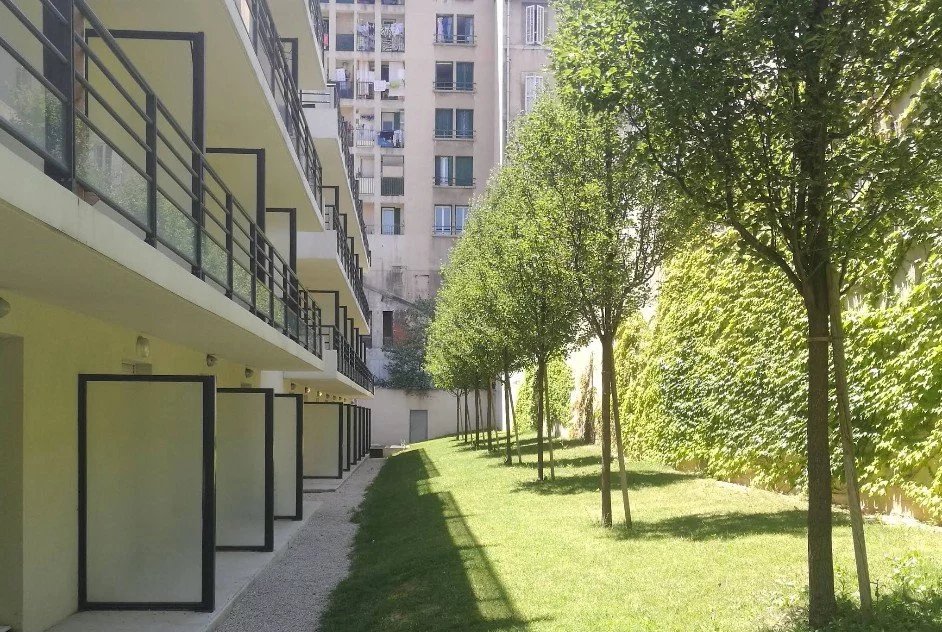 INVESTISSEMENT LOCATIF  MARSEILLE 3 EME ARRONDISSEMENT - Résidence étudiante Provence - Studilodge - 6,02%  de rentabilité.