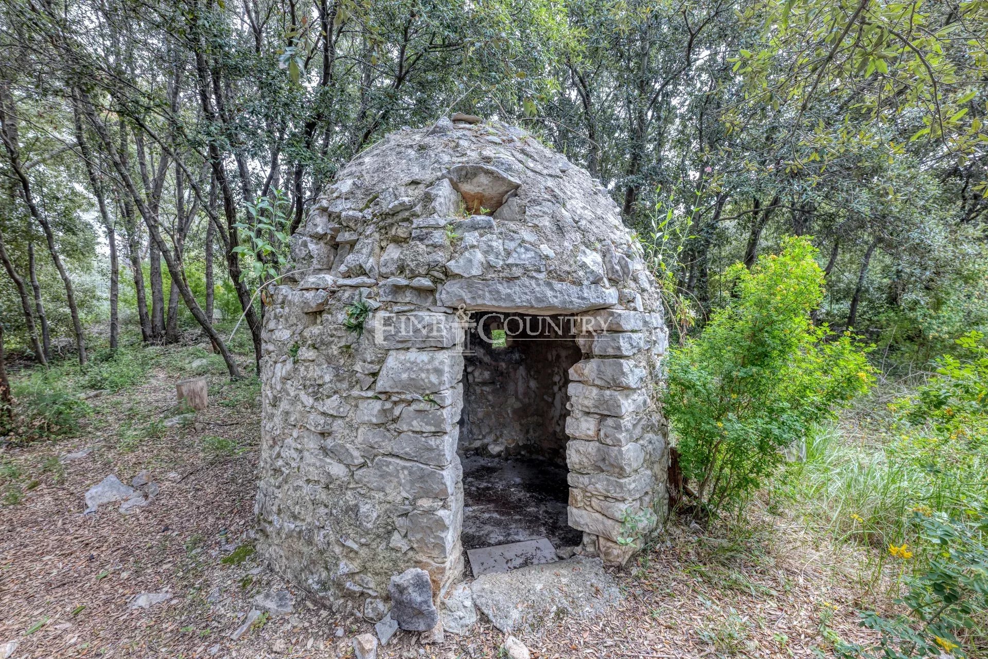 Photo of for sale property in Valbonne with tennis and hélipad