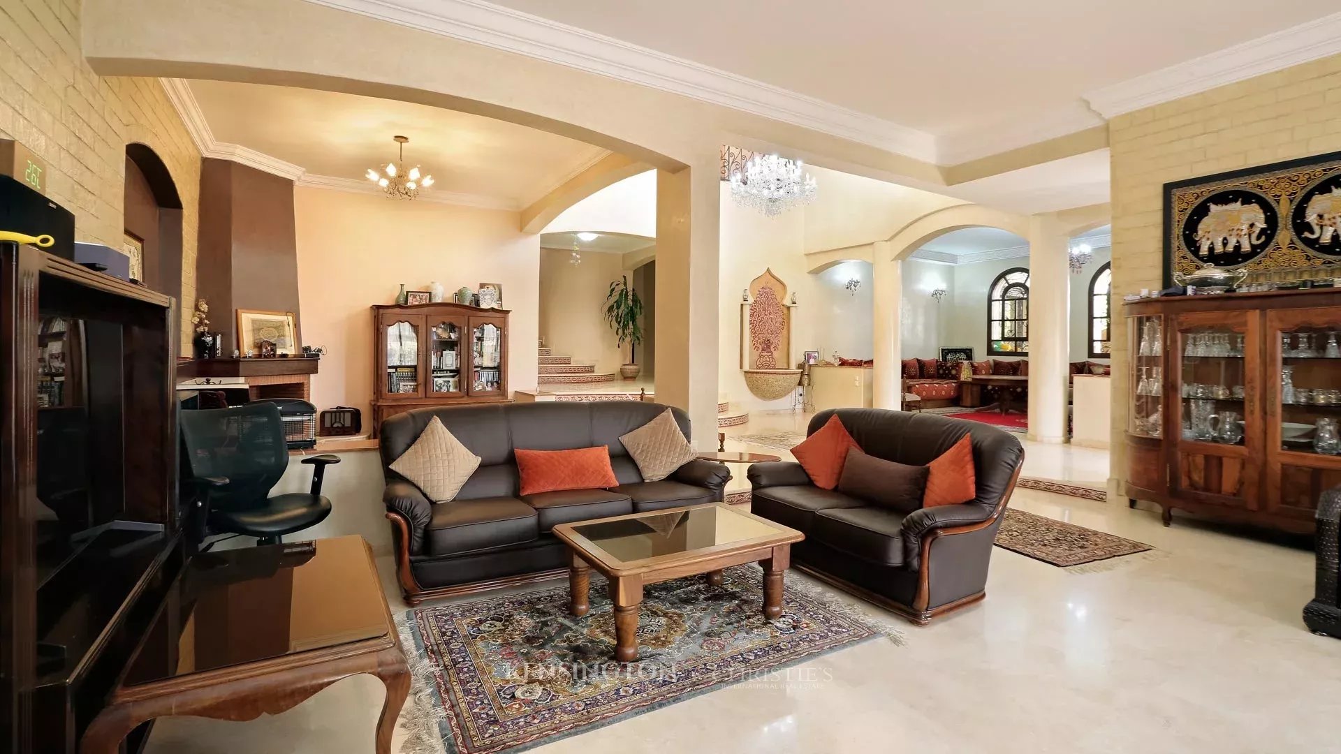 5 Bedroom Villa/Townhouse's Image 7
