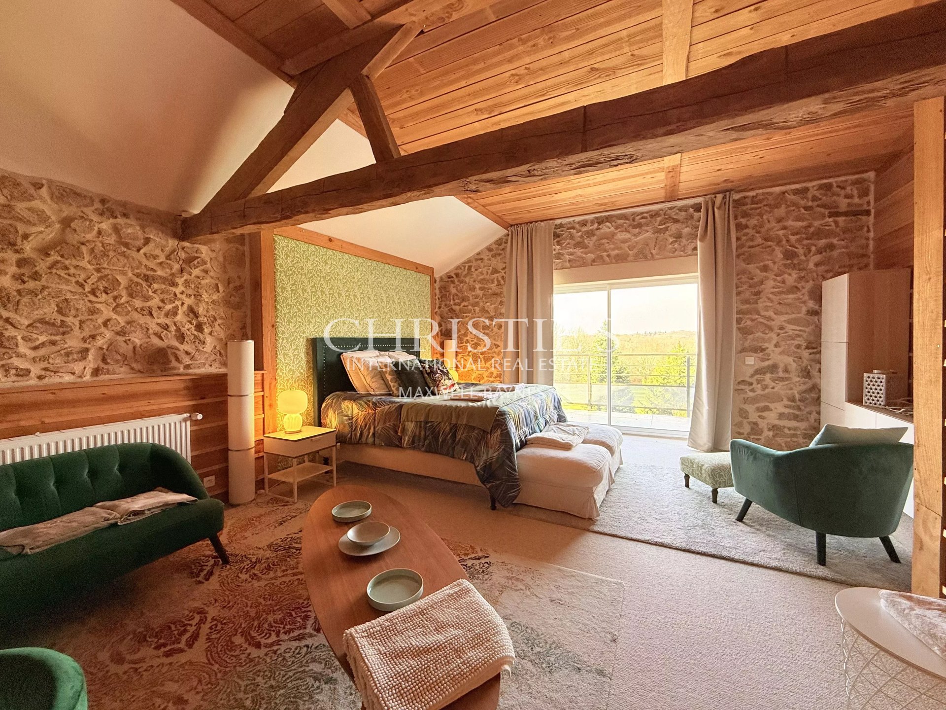 9 Bedroom Villa/Townhouse's Image 11