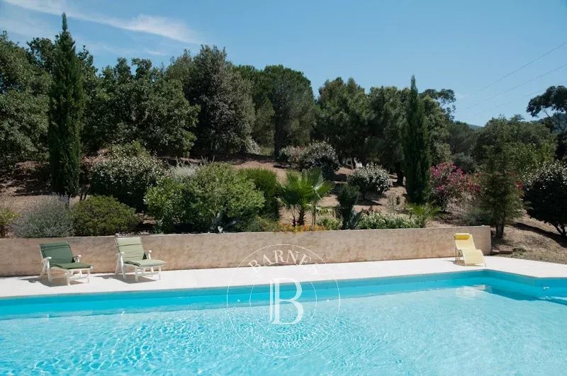 L'ILE ROUSSE - Charming stone villa - 5 bedrooms - park with swimming pool - sea and mountain view - near beach - picture 8
