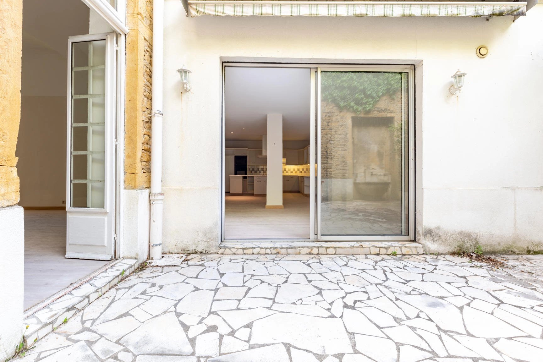 Appartement de 200 m² T5 à Lissieu (69380)