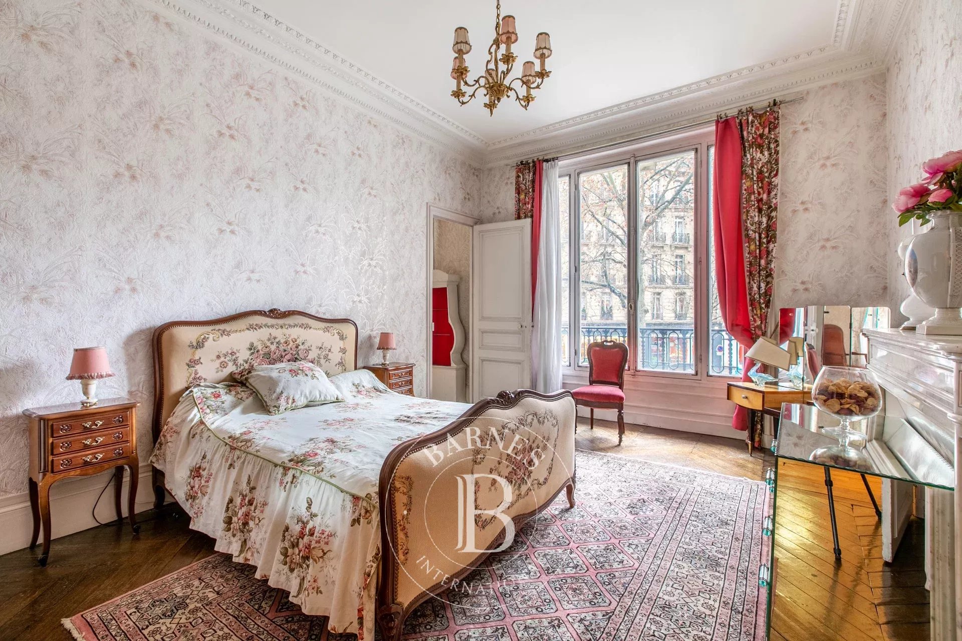 Daire Paris 7ème - picture 7