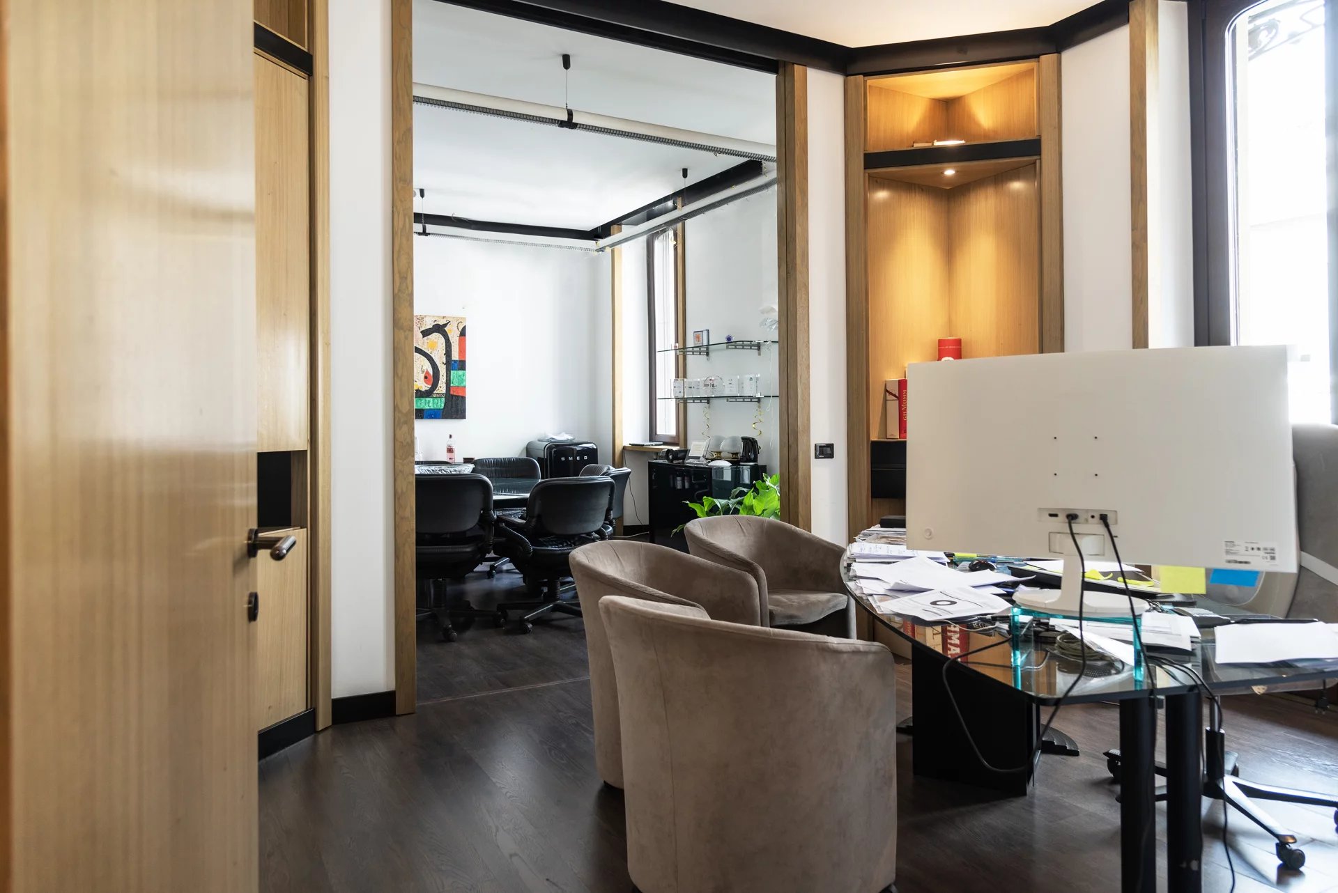 Eleganza e Centralità: Ufficio di Rappresentanza