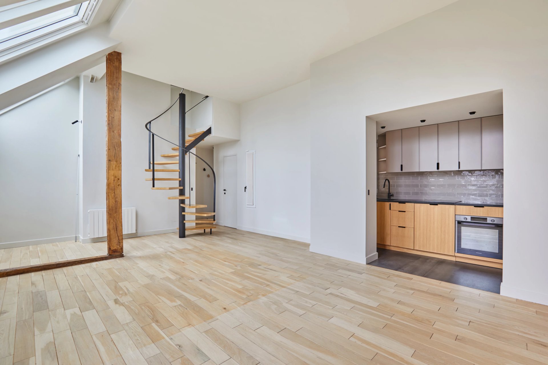 2 Bedroom Apartment/Flat's Image 6