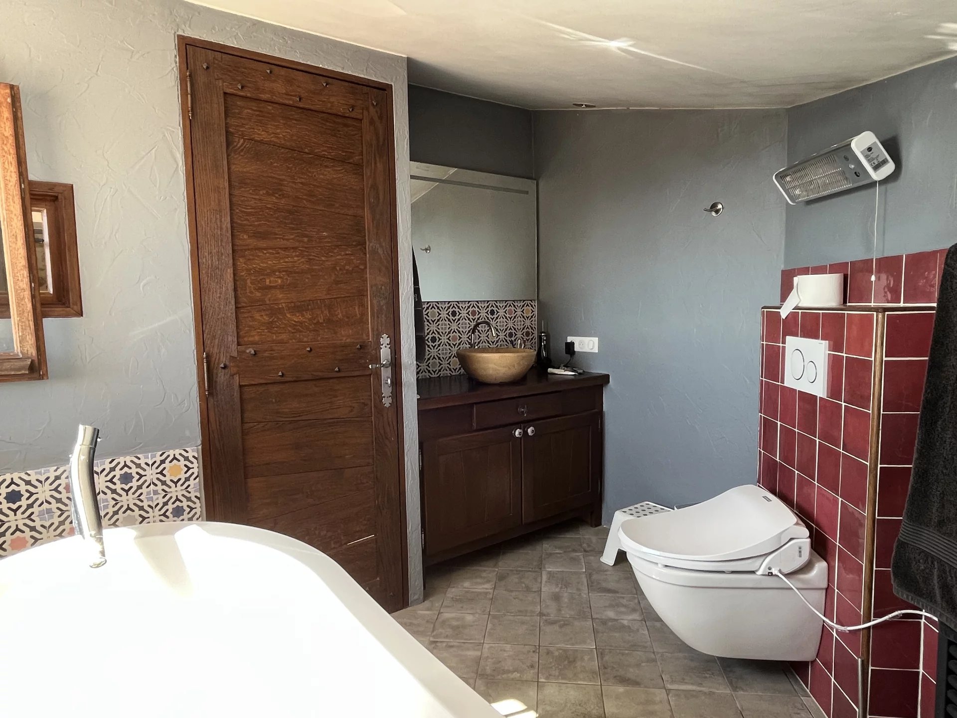 Charming village house with independent studio - MONS Charming village house with independent studio - MONS