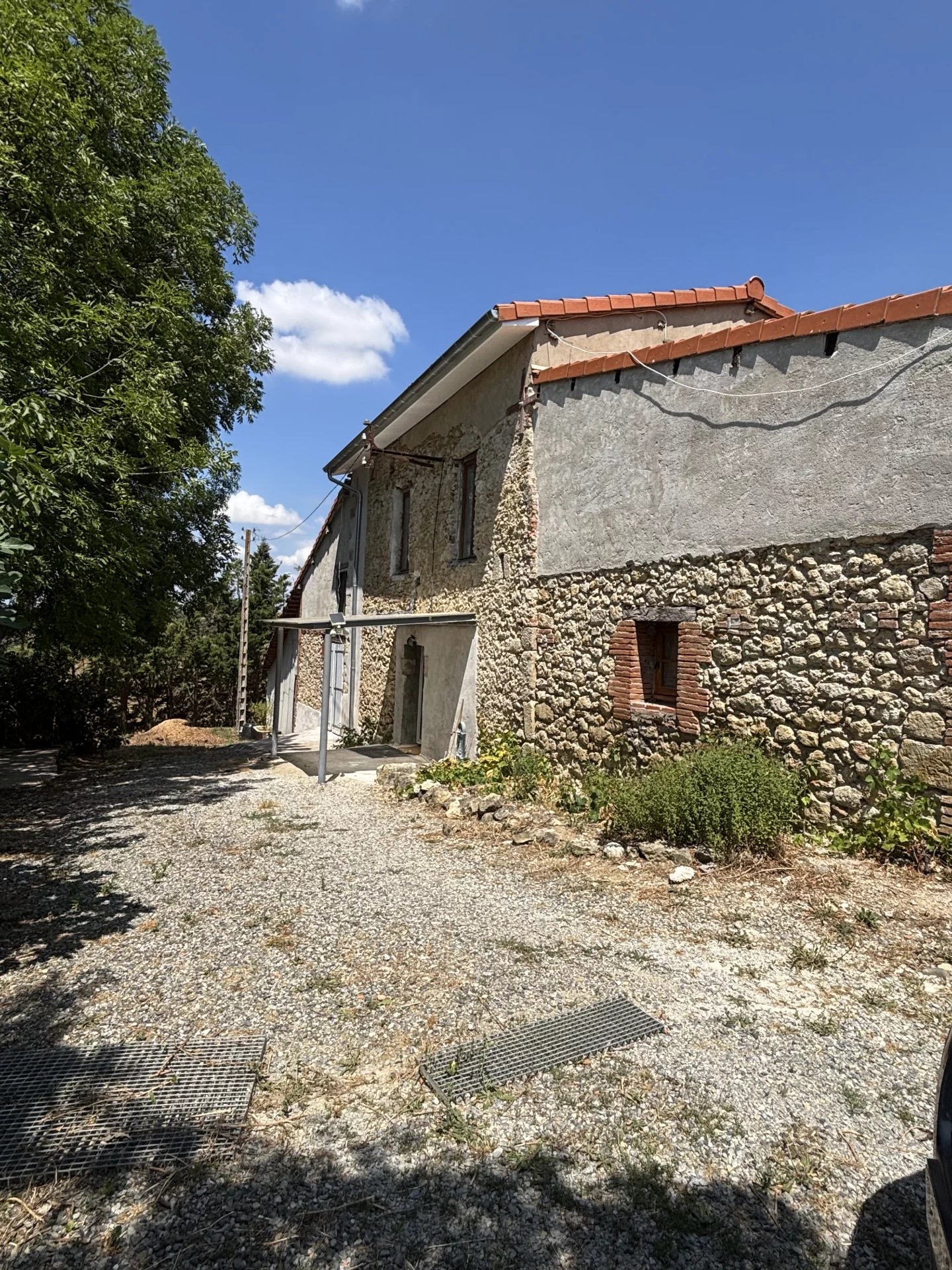 Charmante ferme de 150 m² à Saint-Ybars
