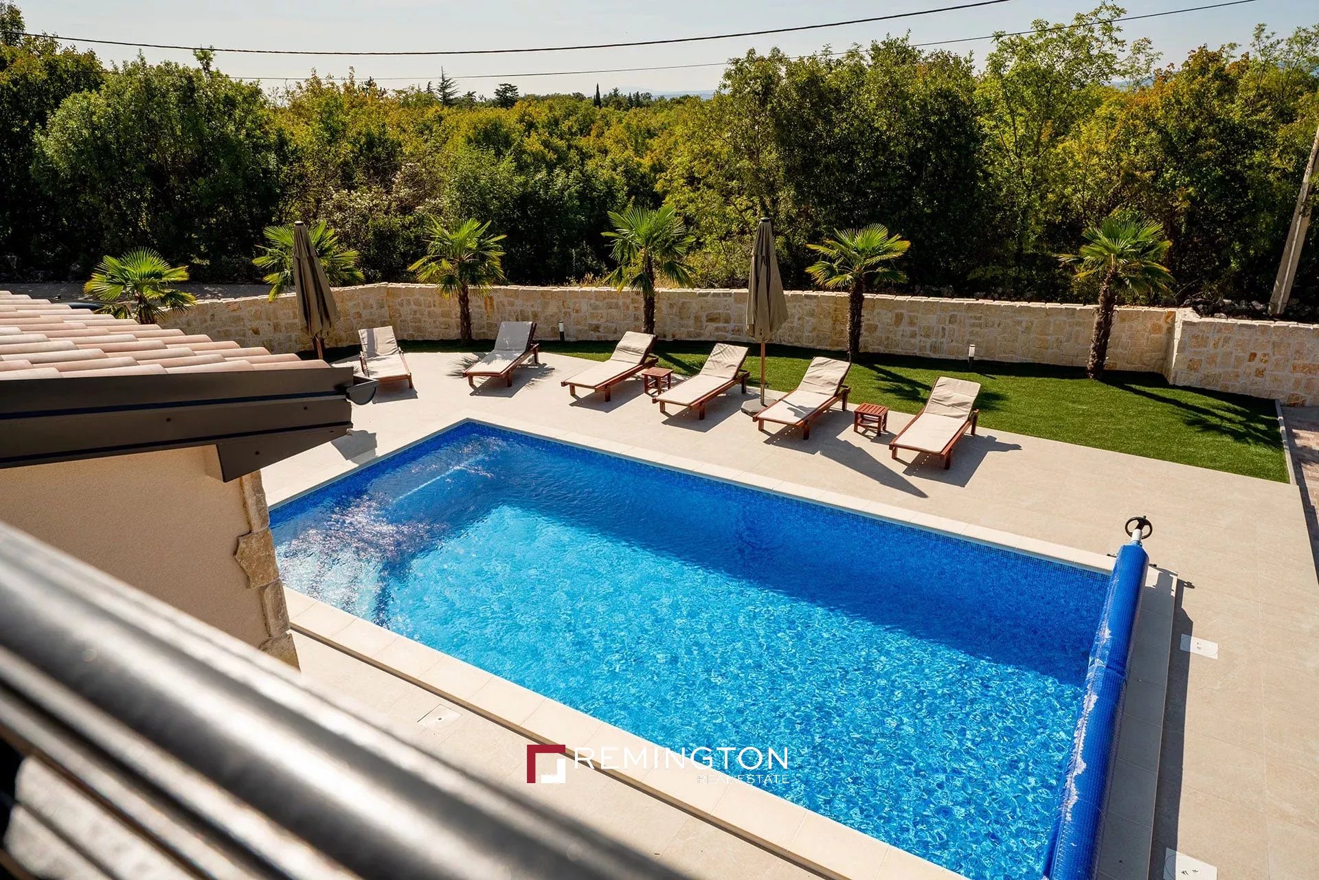 4 Bedroom Villa/Townhouse's Image 15