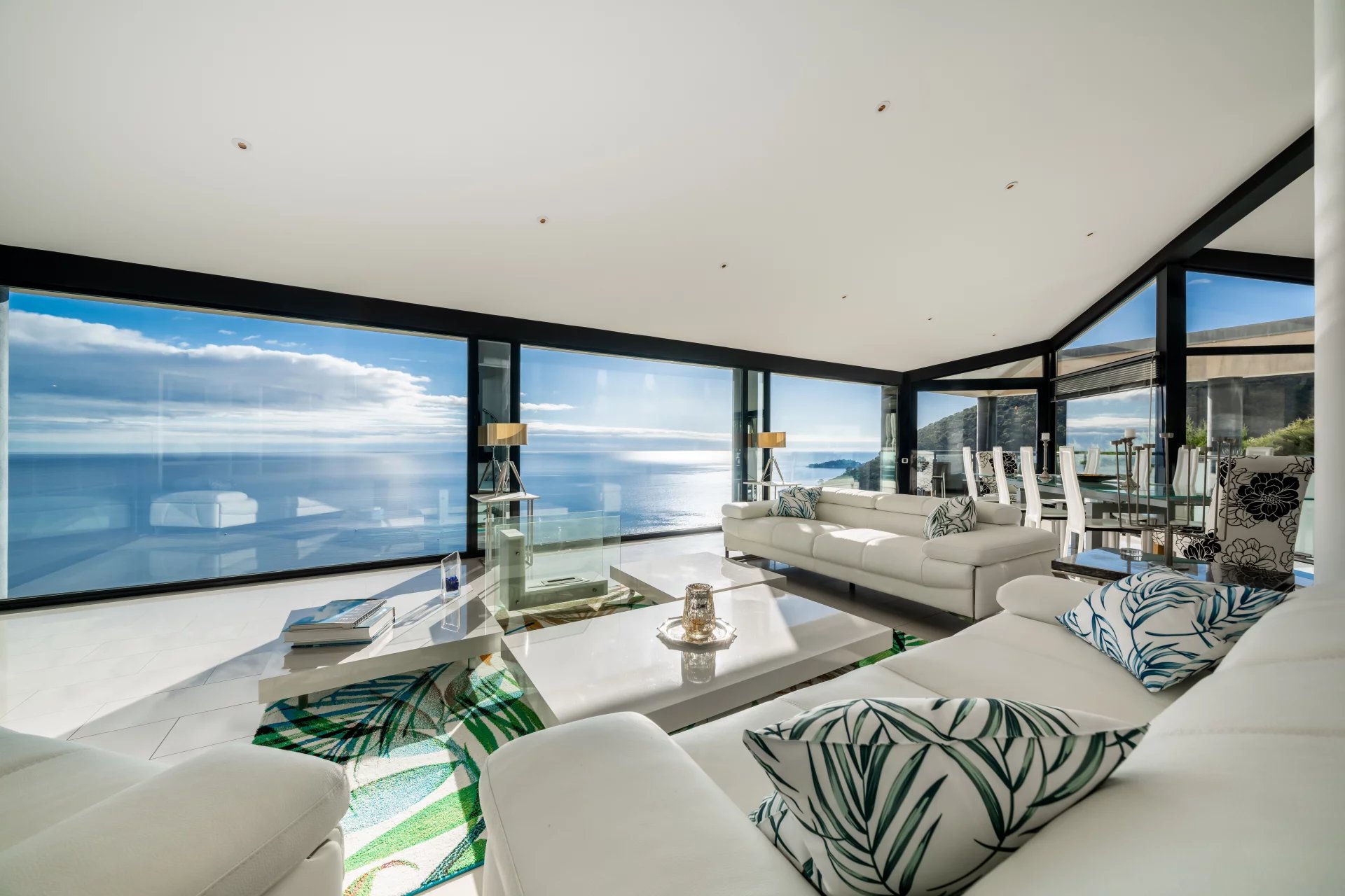 Exceptional Contemporary Villa with Panoramic Sea Views