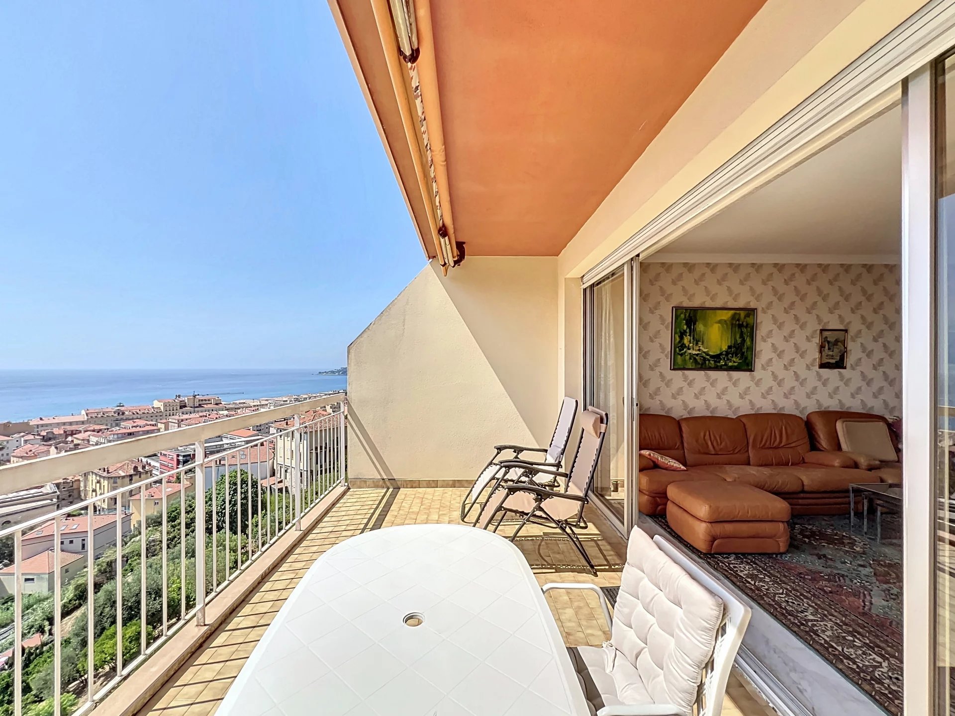 2 PIECES VUE MER AVEC TERRASSE GARAGE ET CAVE