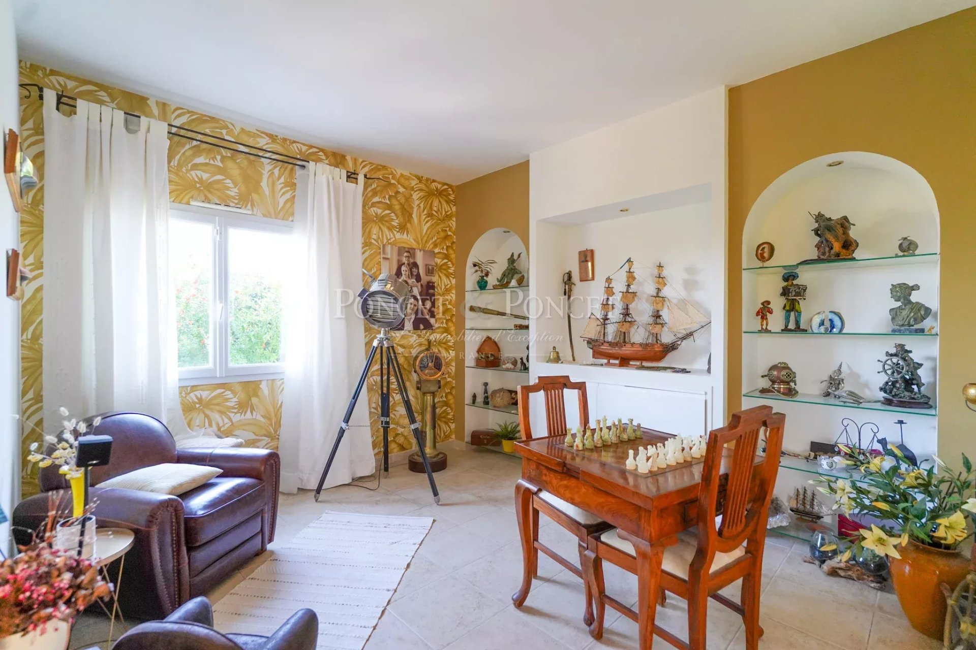 5 Bedroom Villa/Townhouse's Image 5