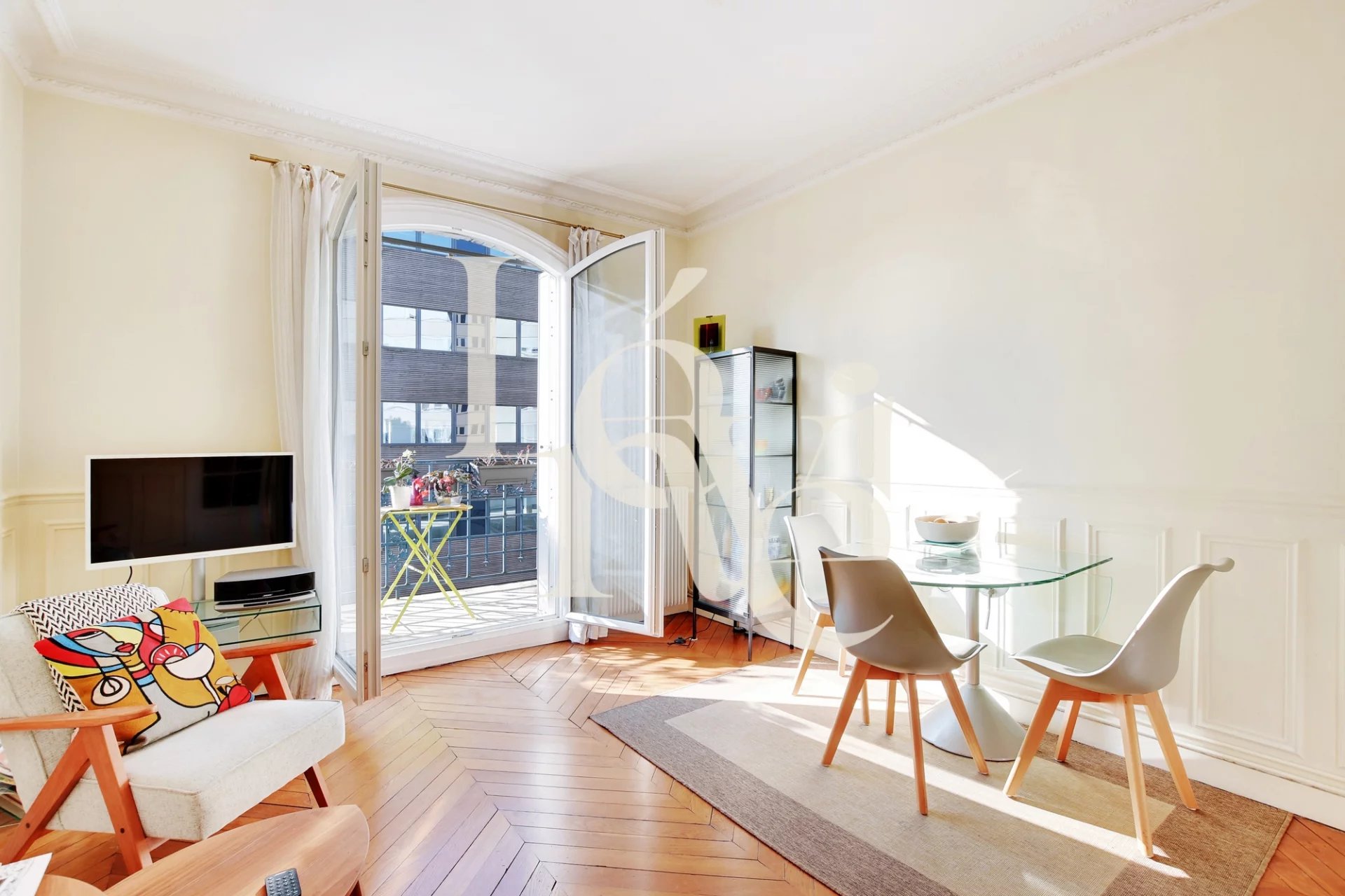 Appartement avec balcon - 3 pièces - 55m2 - 75013 Paris