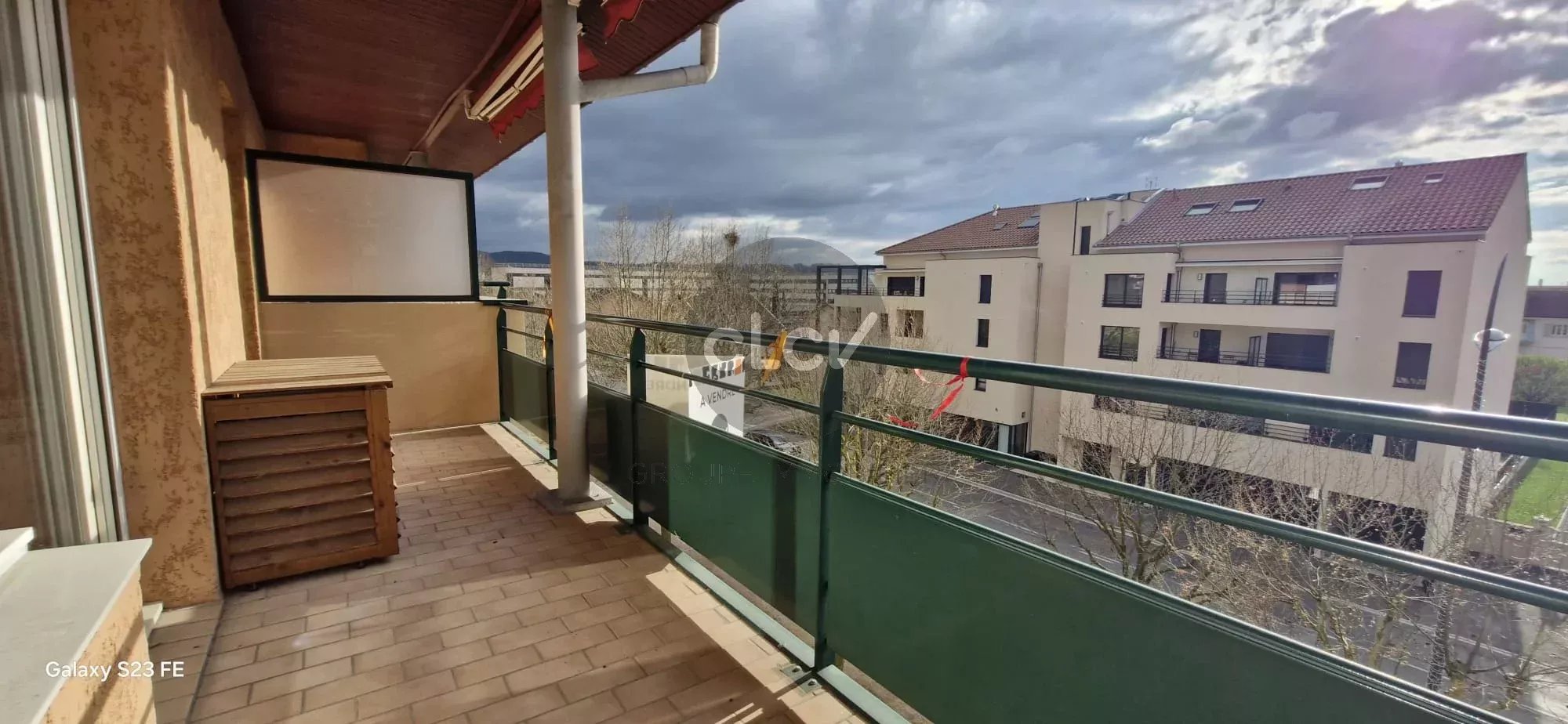 Vente T5 - Amberieux centre ville