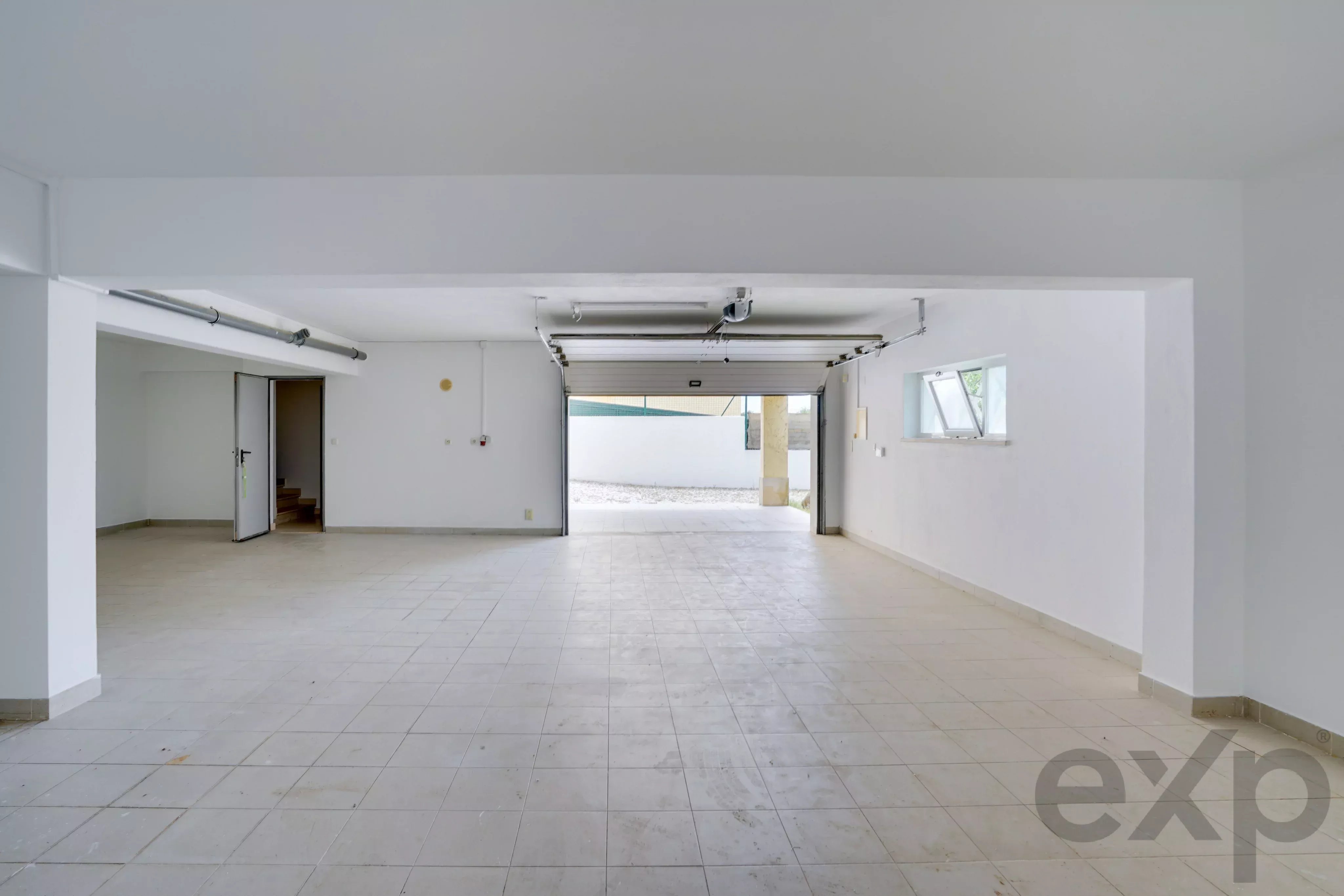 OPPORTUNITY OF THE MONTH: EXUBERANT HOME AT AN EXCELLENT PRICE. 86364147 image 42