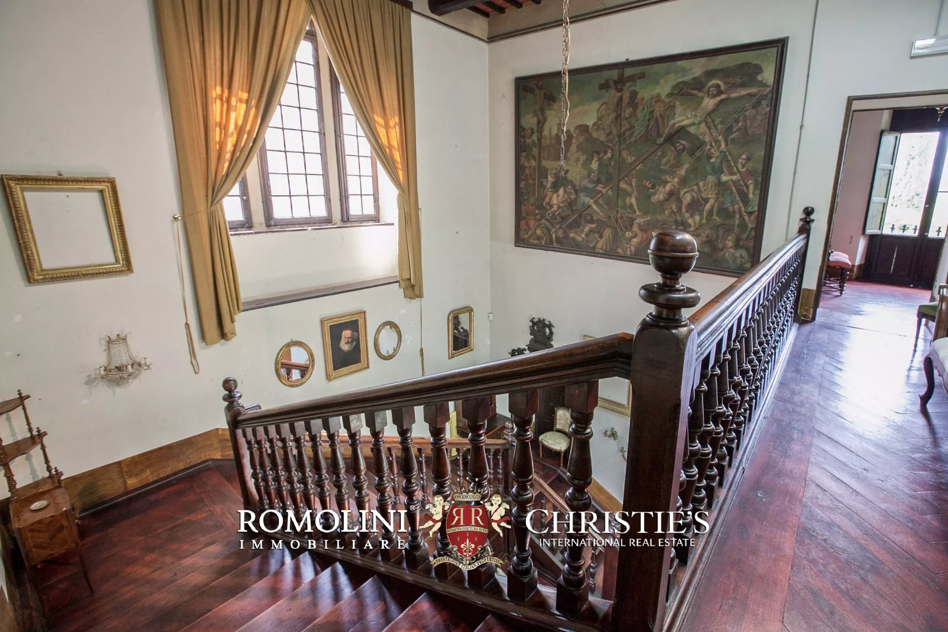6 Bedroom Villa/Townhouse's Image 22