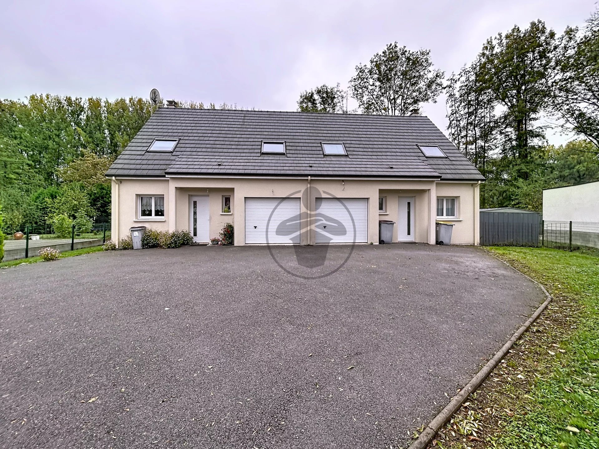 PAVILLON HOMBLIERES
