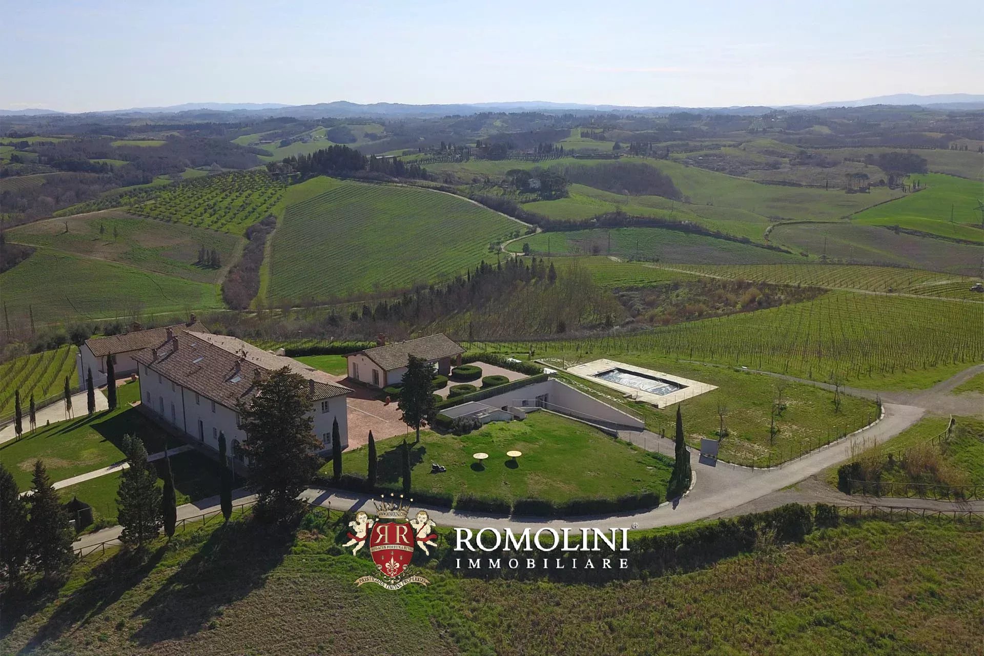 11 Bedroom Vineyard's Image 13
