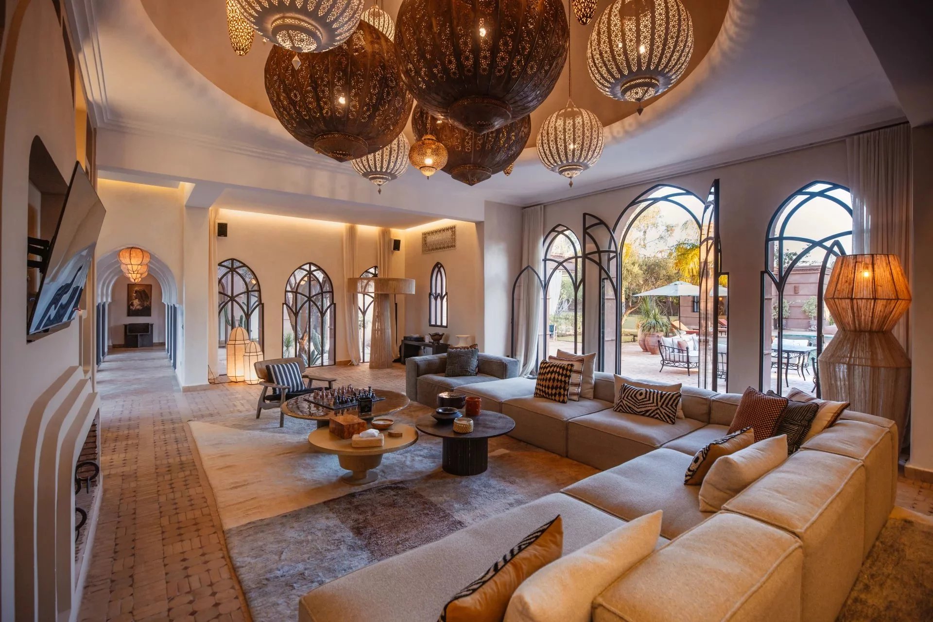 Villa Oris - Luxury Villa in Marrakech with Pool, Padel & Private Cinema
