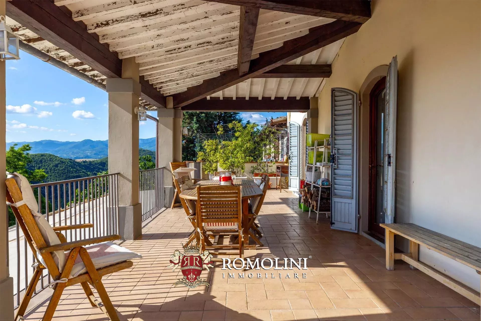 14 Bedroom Vineyard's Image 19