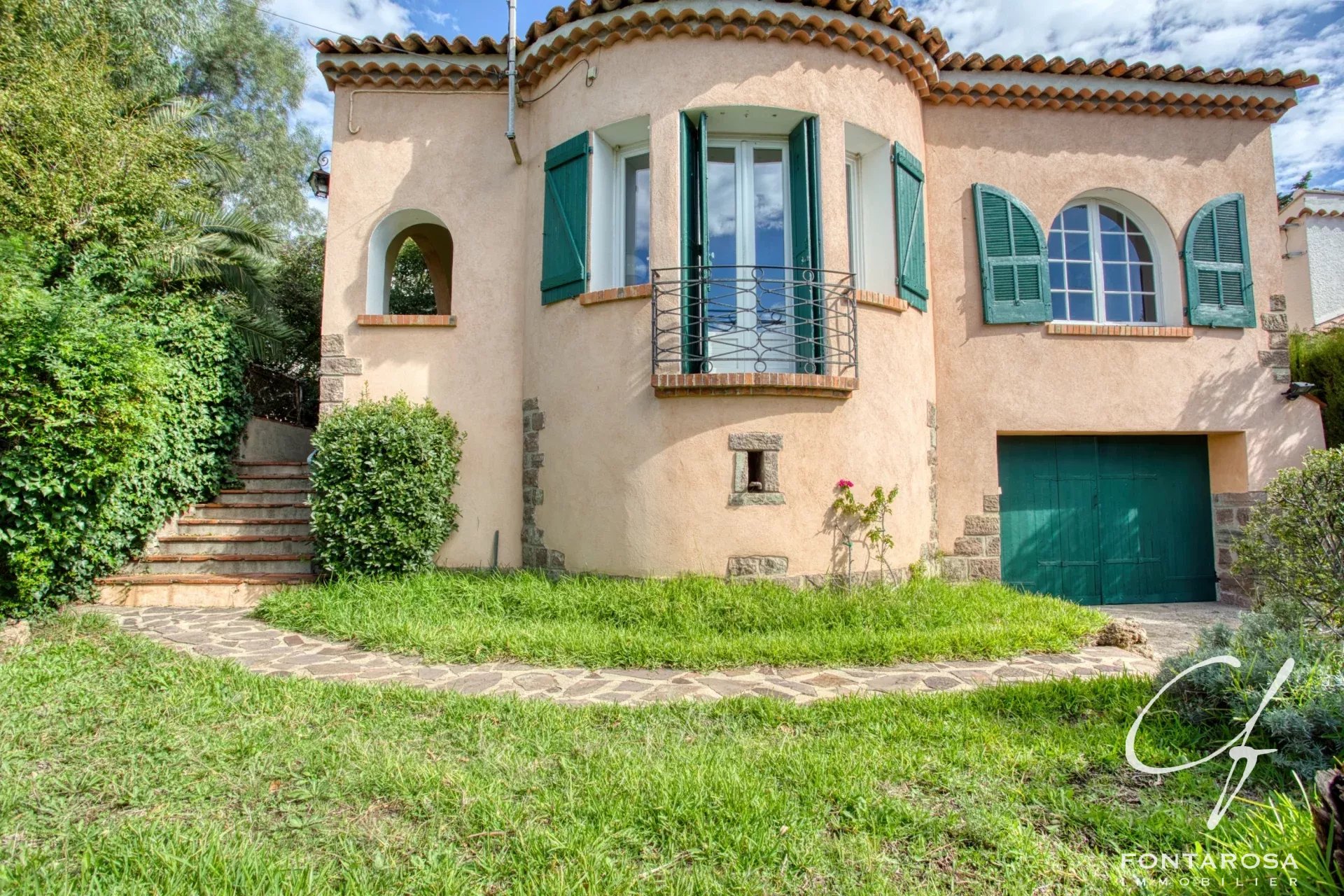 Agence immobilière de 