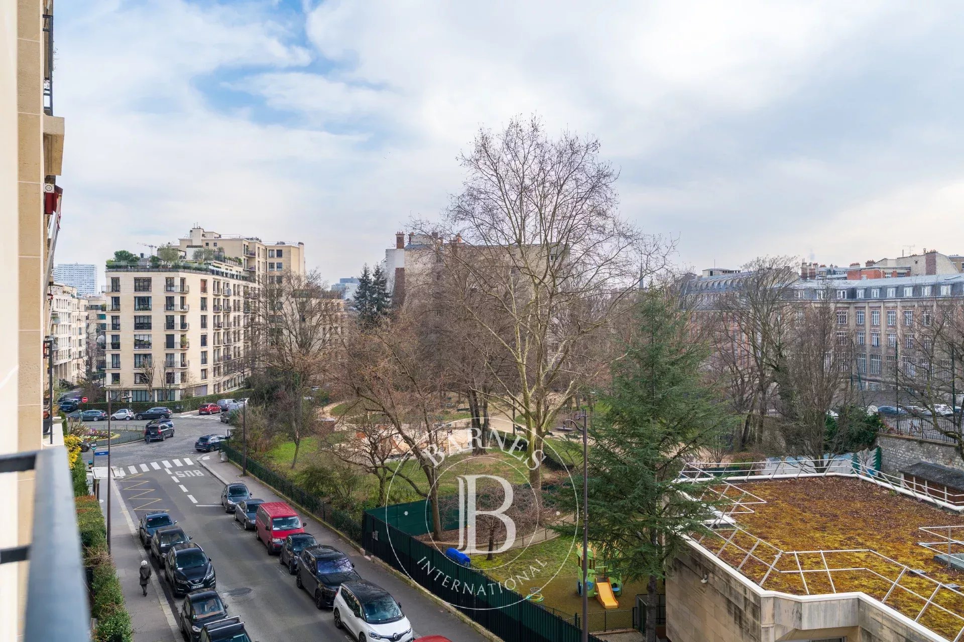 Apartment Paris 75016  -  ref 85688321 (picture 2)