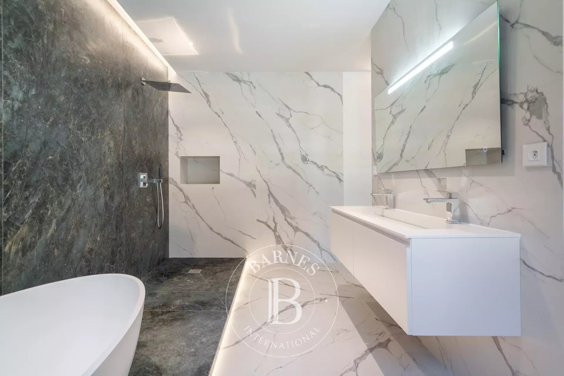 Daire Marseille 8ème - picture 11