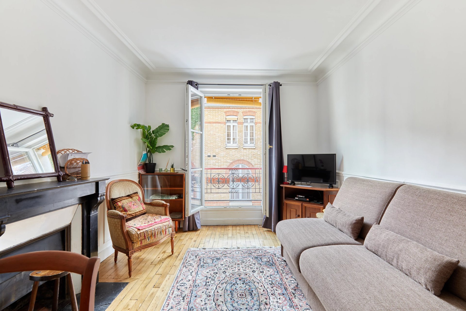 Listing image