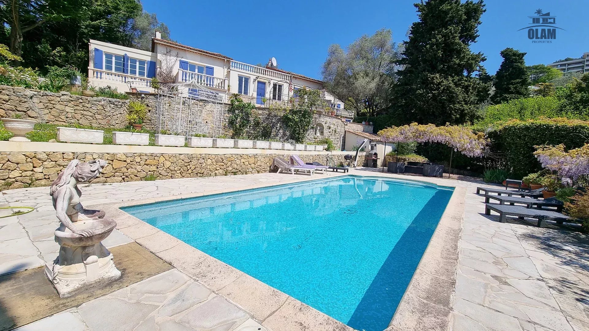 Agence immobilière de 